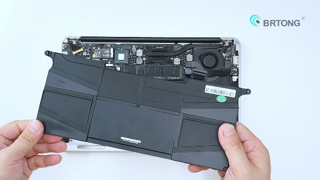 Amazon.co.jp: BRTONG 互換A1406 A1465バッテリー適合Mac Book Air 11